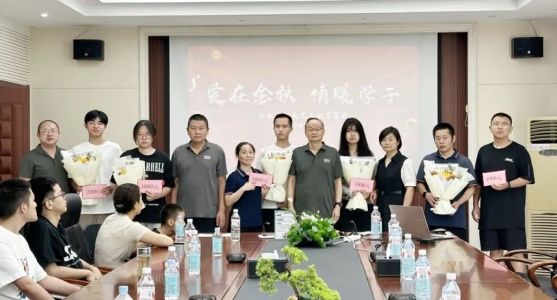 164156_597647_gsdt.jpg 164156_597647_gsdt.jpg