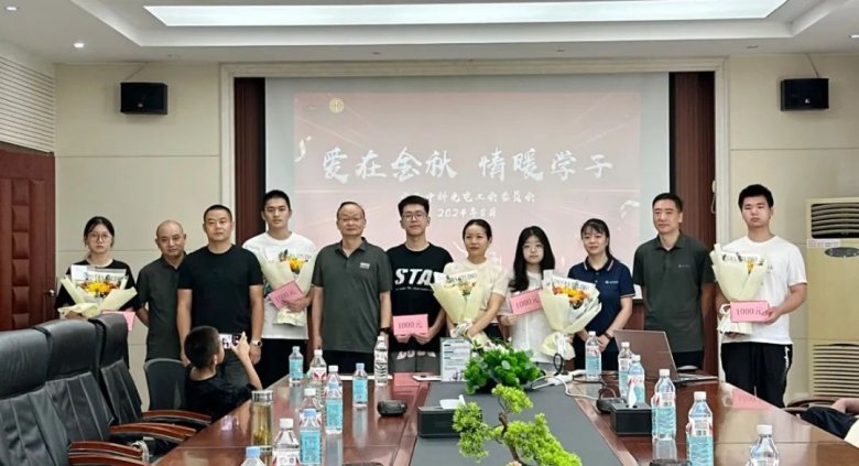 164156_936061_gsdt.jpg 164156_936061_gsdt.jpg