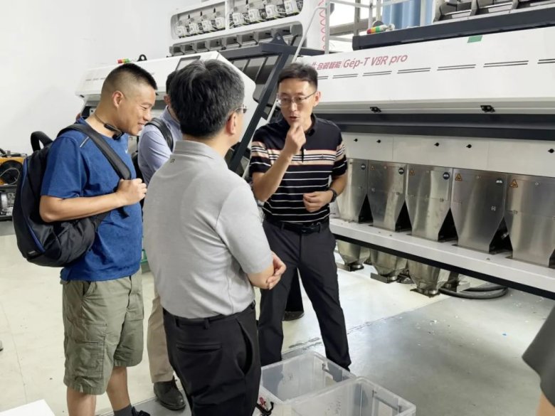 164928_090352_gsdt.jpg 164928_090352_gsdt.jpg