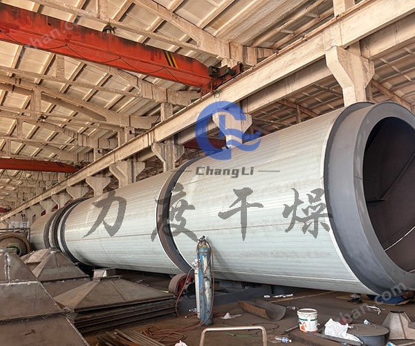 回转?.jpg 竹粉回转滚筒干燥? style=