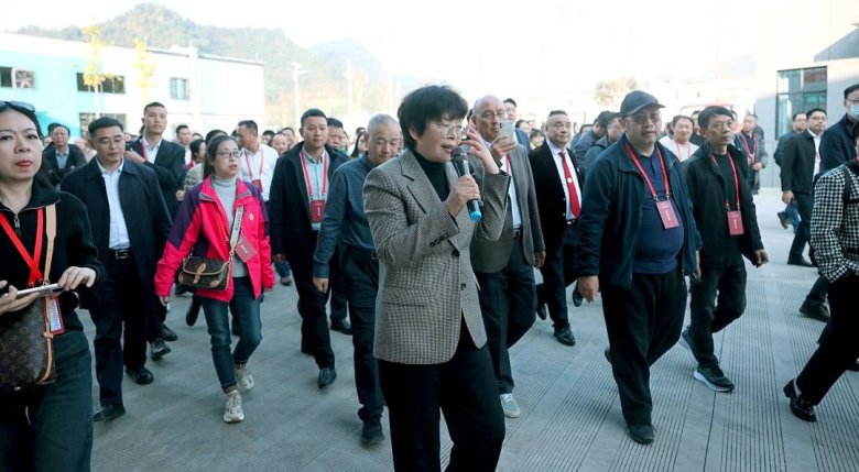 112327_493113_gsdt.jpg 112327_493113_gsdt.jpg