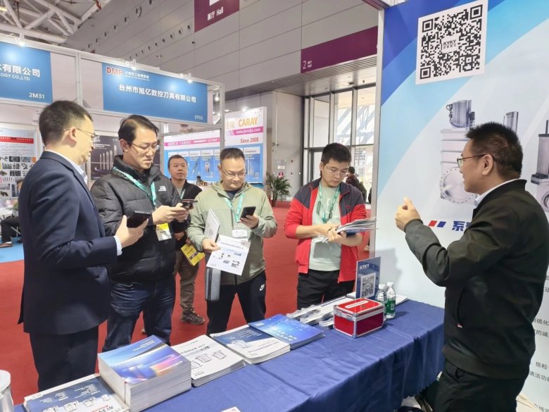 082329_980186_gsdt.jpg 082329_980186_gsdt.jpg