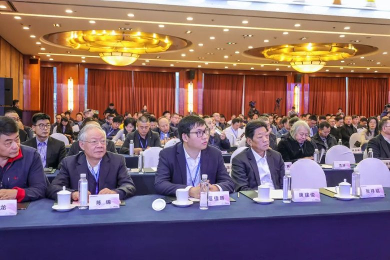 083930_552920_gsdt.jpg 083930_552920_gsdt.jpg