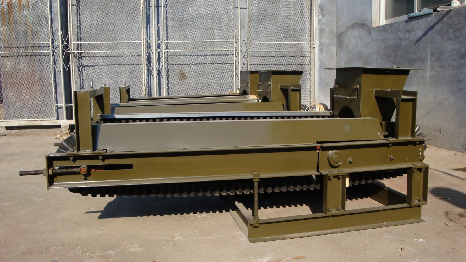 振动给料设备的图?/></a></div></div></div>         <div class=