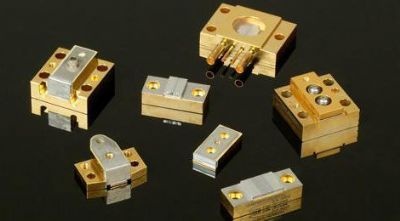 传导散热半导体激光器阵列的图?/></a></div>              <div class=