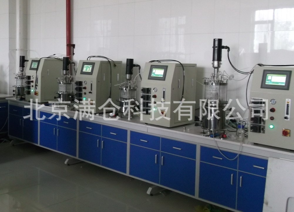 150L多联不锈钢生物发酵罐液体的图?/></a></div> <div class=