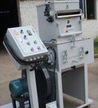气泡膜自动拉入粉碎机的图?/></a></div> <div class=