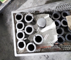 熔炼矿石石墨坩埚的图?/></a></div> <div class=