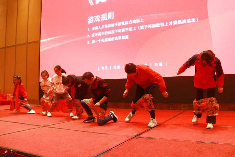 湖南华通粉体设备科技有限公司