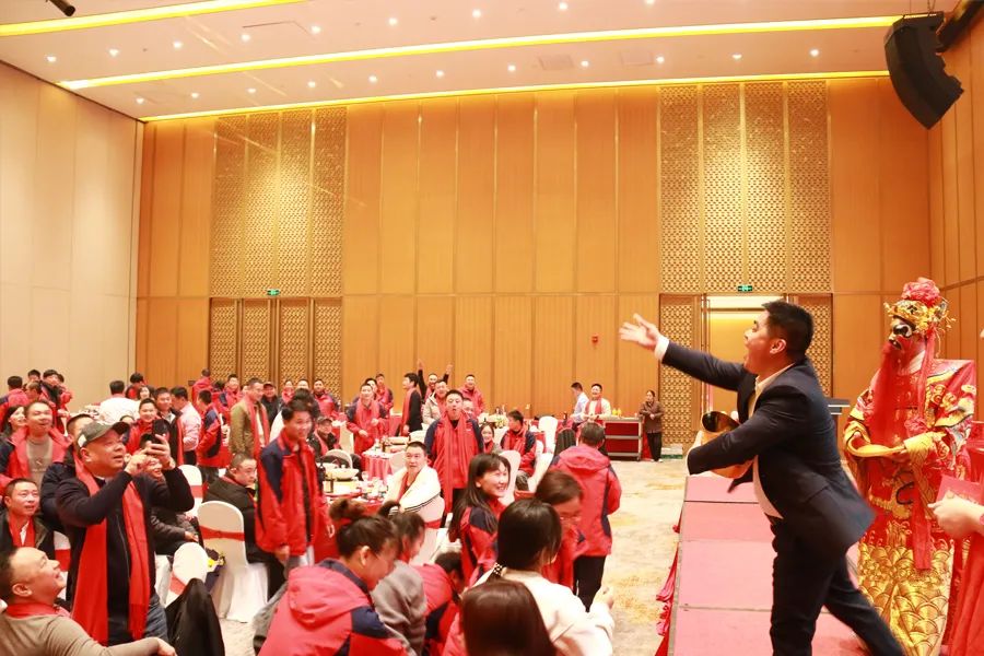 湖南华通粉体设备科技有限公司