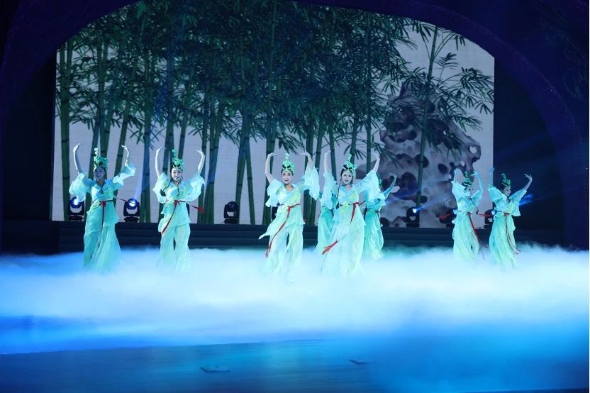 151348_703508_gsdt.jpg 151348_703508_gsdt.jpg