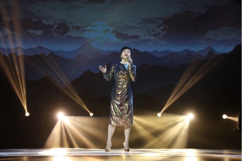 151403_220338_gsdt.jpg 151403_220338_gsdt.jpg