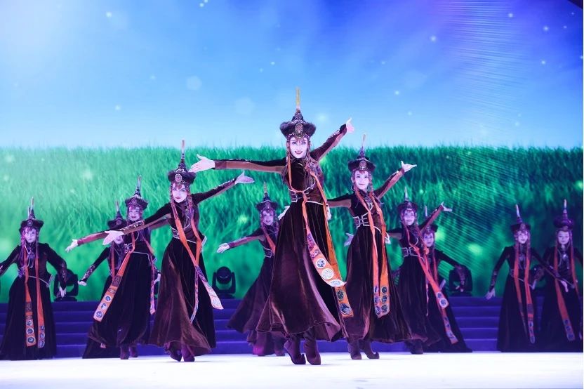 151739_323662_gsdt.jpg 151739_323662_gsdt.jpg