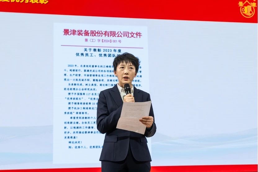 083102_571119_gsdt.jpg 083102_571119_gsdt.jpg