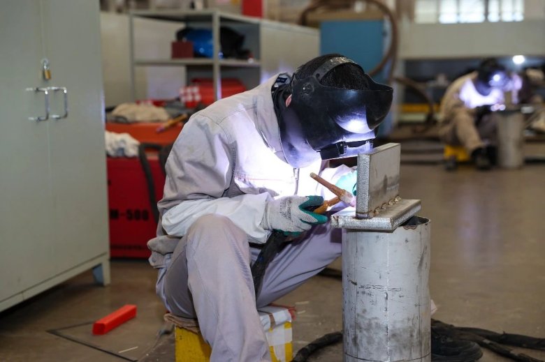 105305_398674_gsdt.jpg 105305_398674_gsdt.jpg