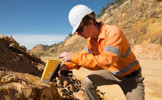 085817_101420_jswz.jpg 矿石光谱分析?.jpg